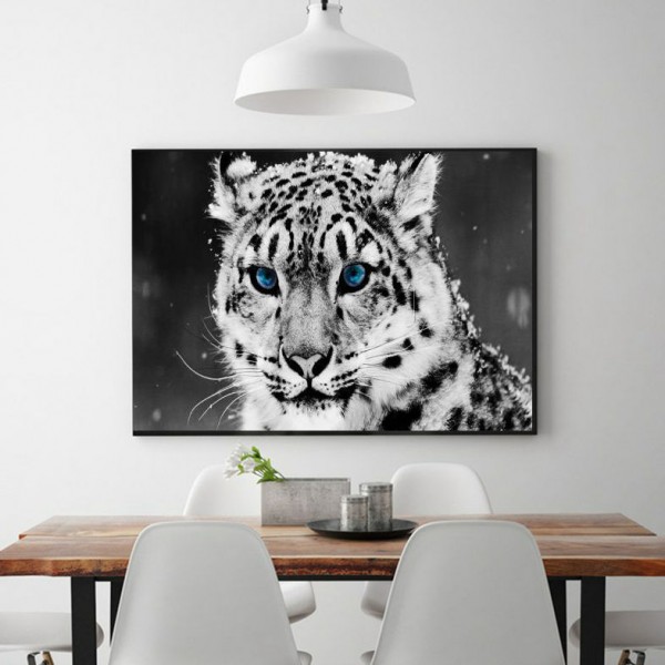Animal Snow White Leopard With Blue Eyes Diamond Art